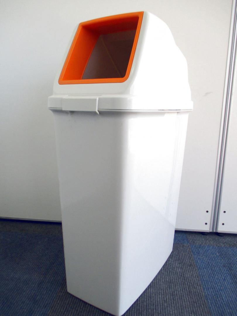 【あると便利シリーズ!!】１社に１つは必要なアイテムです!!【1つのみの入荷です!!】Nu
                        
                                    中古
            