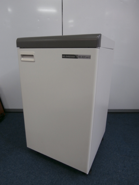 【２台入荷！！大人気シュレッダーの入荷です！！】
                        
                                    中古
            
