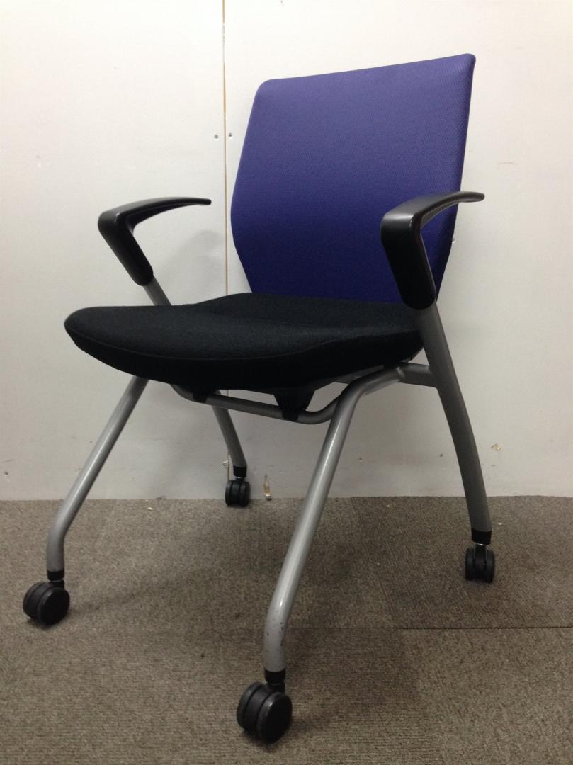 【コクヨ・高級ネスティングチェア】
                        スタイラ
                                    中古
            