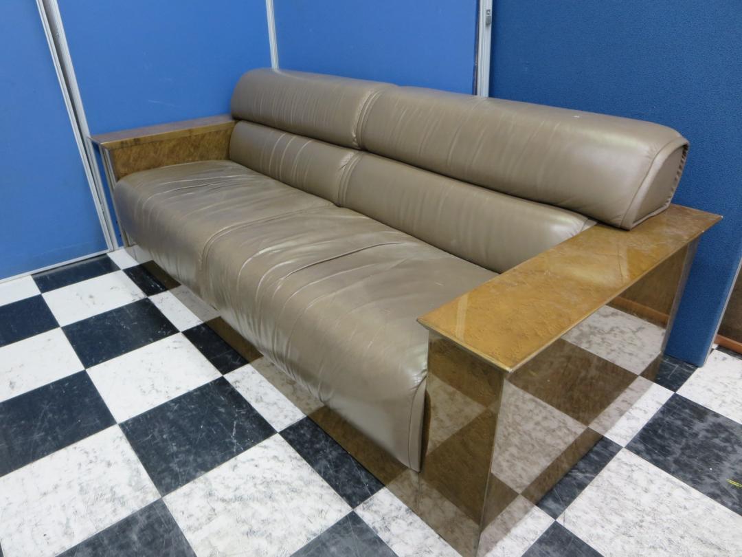 【限定１式】高級感のある応接間セット■破格の値段■新しく事務所を考えの方是非
                        
                                    中古
            