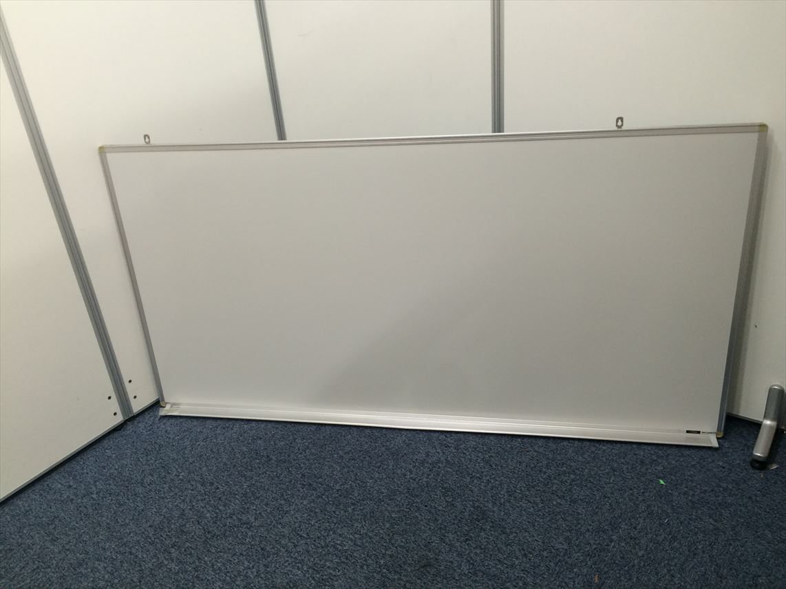 限定一枚！！壁掛けホワイトボード入荷しましたよー！！
                        
                                    中古
            