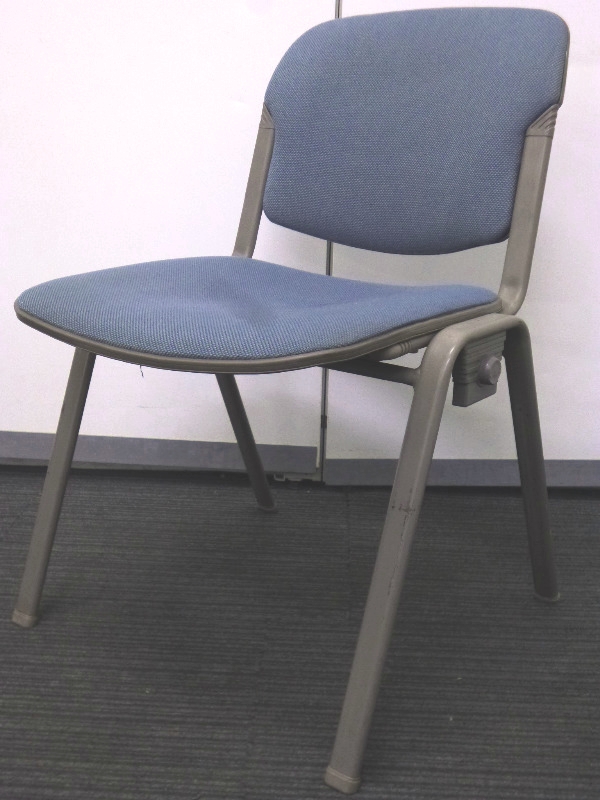 【残り2脚】オカムラ（okamura）　ミーティングチェア　ブルー　使用感有り
                        
                                    中古
            