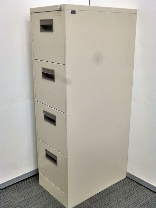 【2台入荷】スリムな横幅でしっかり収納　A4ファイルキャビネット
                        
                                    中古
            