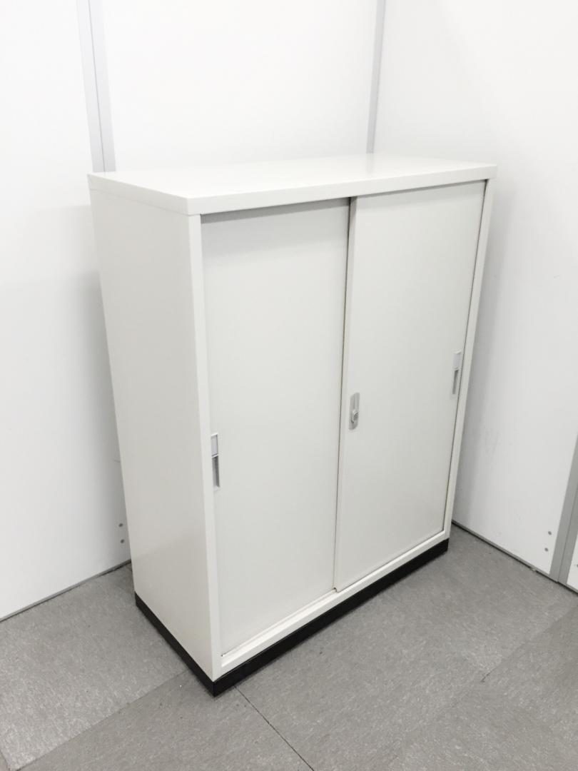 通路にもおける引き戸書庫が入荷！鍵付で書類整理におすすめです！
                        
                                    中古
            