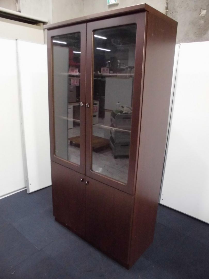 【高級感あふれる】役員用書棚入荷しました！！｜内田洋行製｜ガラス扉
                        
                                    中古
            