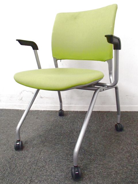 【在庫入替の為お安く！】肘付き会議用チェア｜ネスティングチェア｜鮮やかライトグリーン色
                        エレナⅡ
                                    中古
            