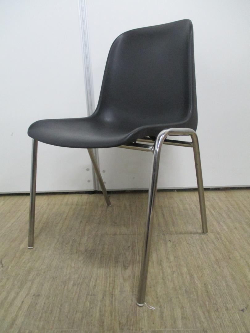 汚れにくい樹脂製！目立ちにくいブラック色です！屋外でも
                        
                                    中古
            