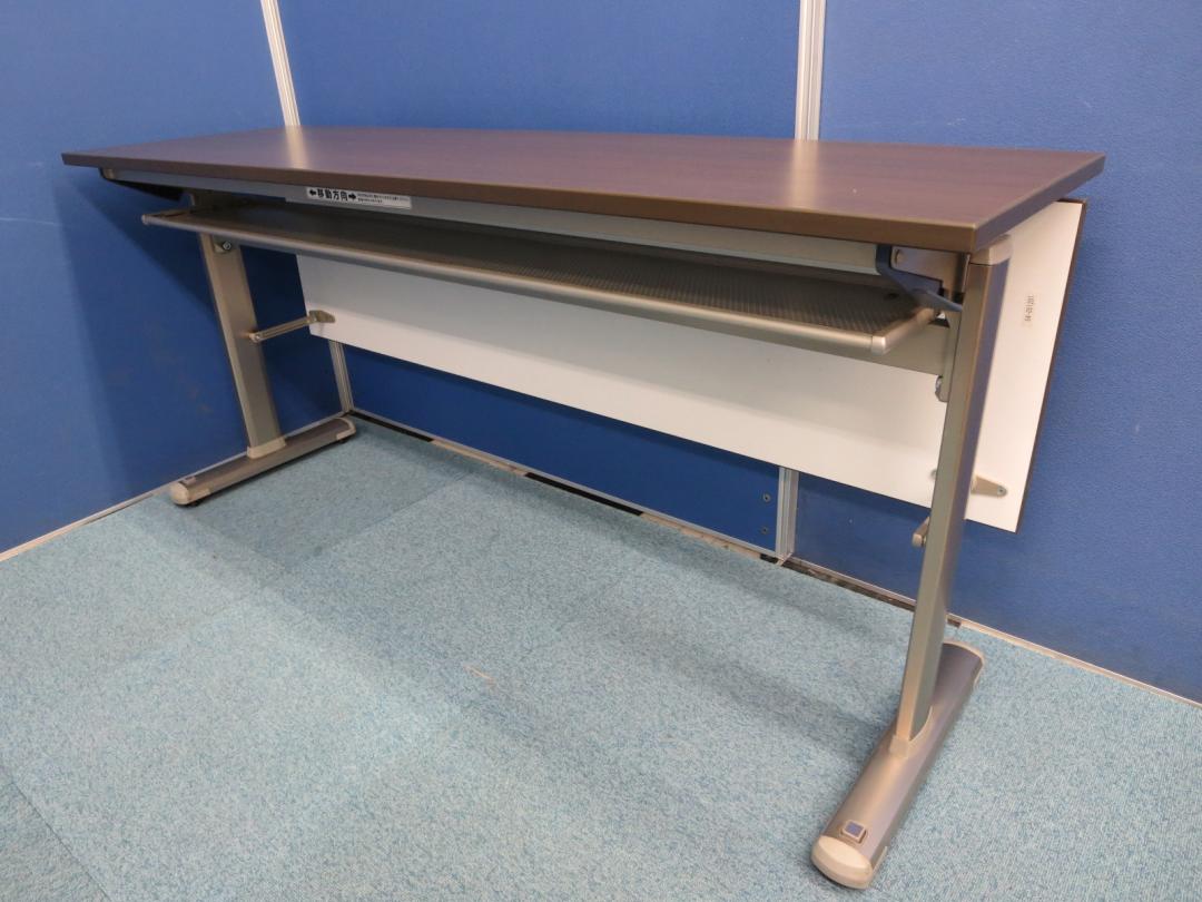 誰もが快適に使えるサイドテーブル　仕事効率抜群仕事　首都圏の皆さん是非是非　さいたま店オススメです
                        
                                    中古
            