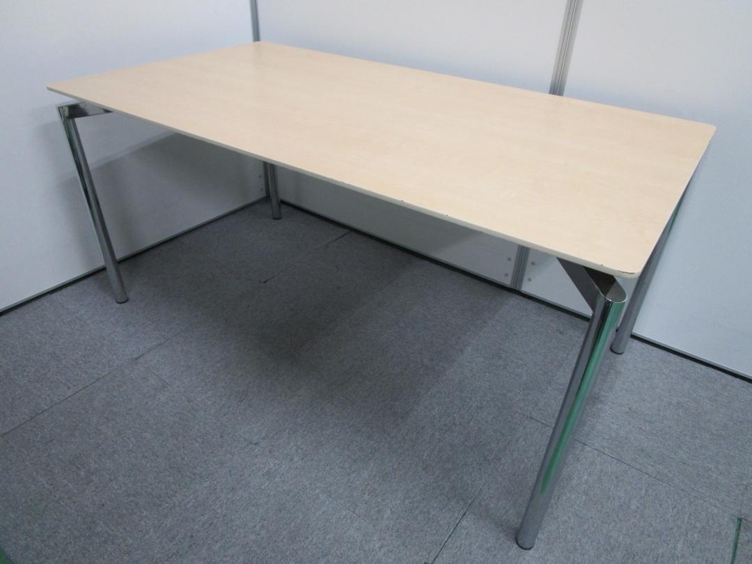 【2台入荷！状態良好】リラックスした商談を演出する木目カラー:幅1800mm 奥行800mm 4つ脚タイプのミーティングテーブル【中古会議用テーブル】|eil

                        MRシリーズ
                                    中古
            