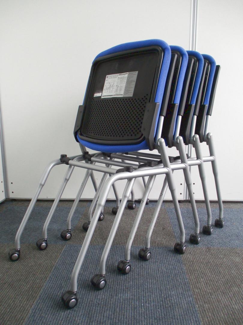 【お得な4脚セット価格!!】持ち運びも楽々で移動も便利!!【丈夫で軽い!!】Nu
                        プロスタック(pro stack)
                                    中古
            