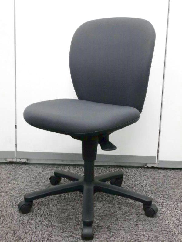 【残り僅か】シンプルで丸っこいデザインのコストパフォーマンス重視なOAチェア
                        リエット
                                    中古
            