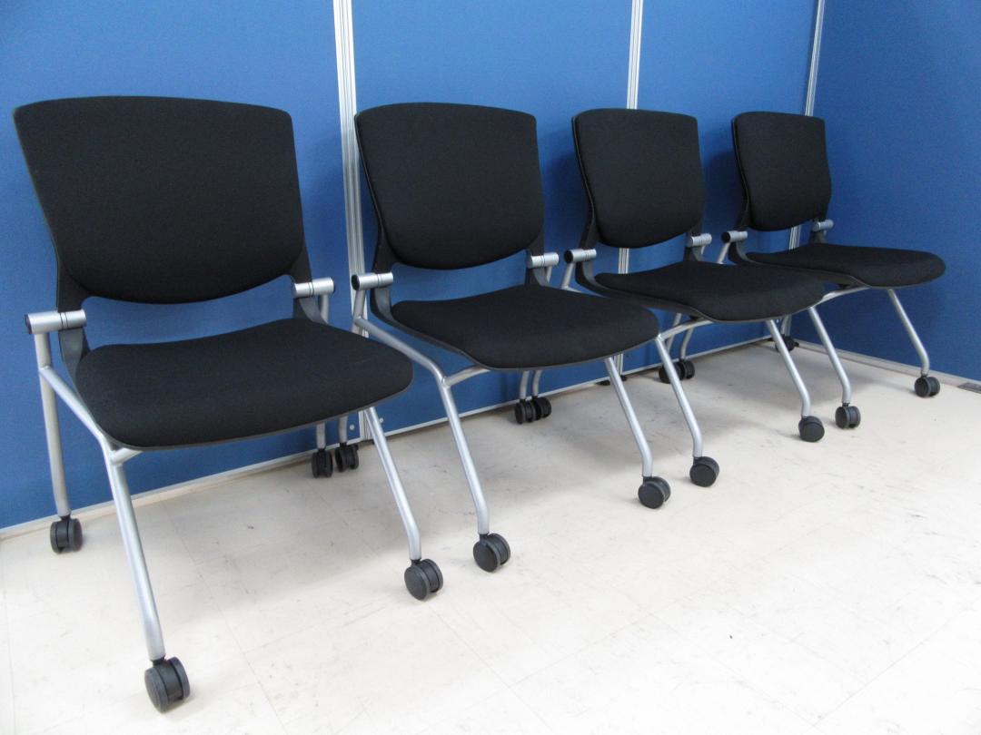 【4脚セットで2,000円お買い得！】岡村製作所 グラータ ブラック■人気商品が堂々の入荷！【状態良好】【背パッド付き】
                        グラータ
                                    中古
            