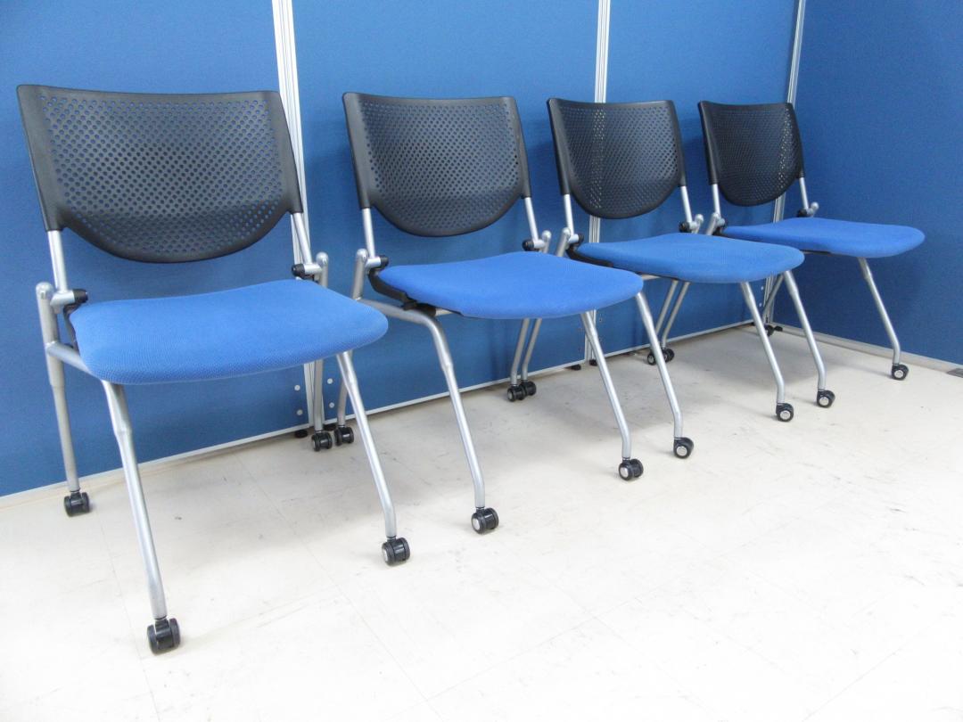 【4脚セット】岡村製作所 プロスタックチェア 大人気のブルー■重ねて収納可能で会議後の後片付けがラクです！【状態良好】
                        プロスタック
                                    中古
            