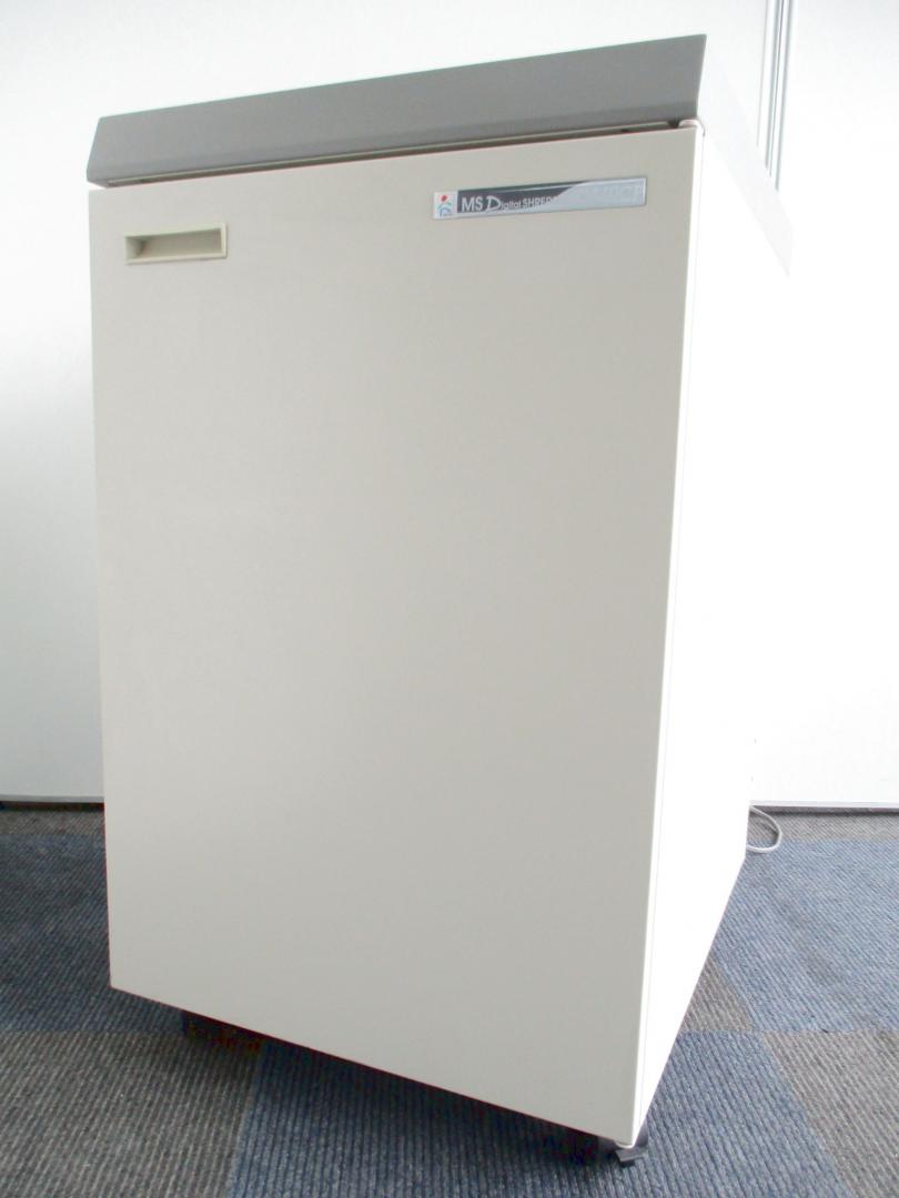 【MSシュレッダー】【B3対応】明光商会製　ID440CP【スパイラルカット方式】
                        
                                    中古
            