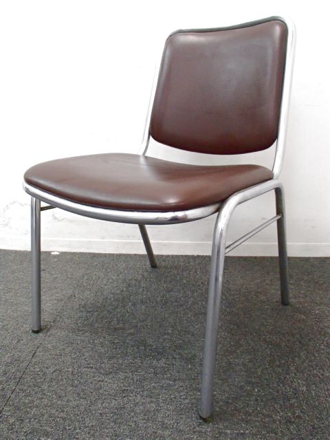 汚れに強いビニール地｜さらにブラウン色で汚れても目立ちにくい！
                        
                                    中古
            