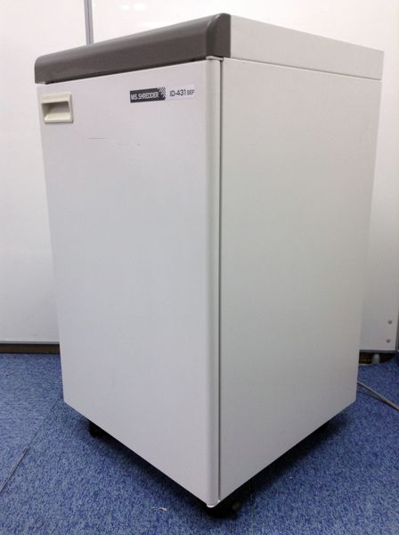 【最大裁断枚数35枚 】カット方式：スパイラルカット｜細かく裁断するなら！ 
                        
                                    中古
            