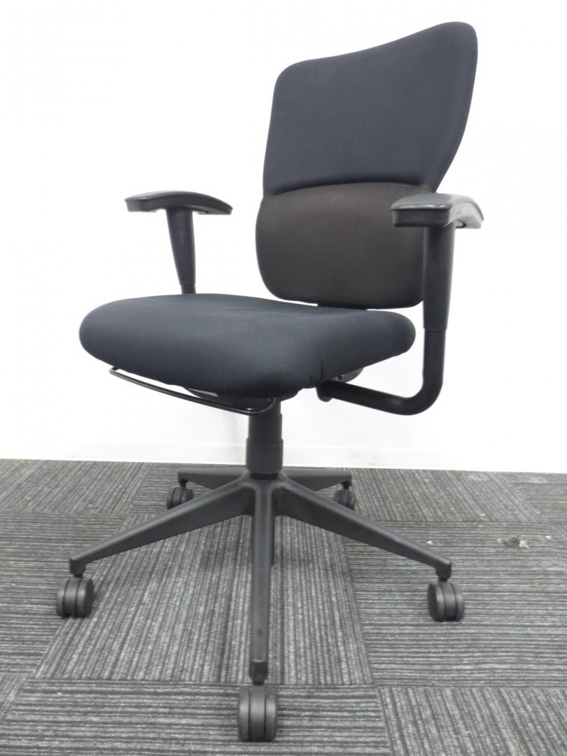 【専門業者によりクリーニング済み】■1点ものです！■スチールケース LetsBシリーズ■状態良好
                        LetsB
                                    中古
            