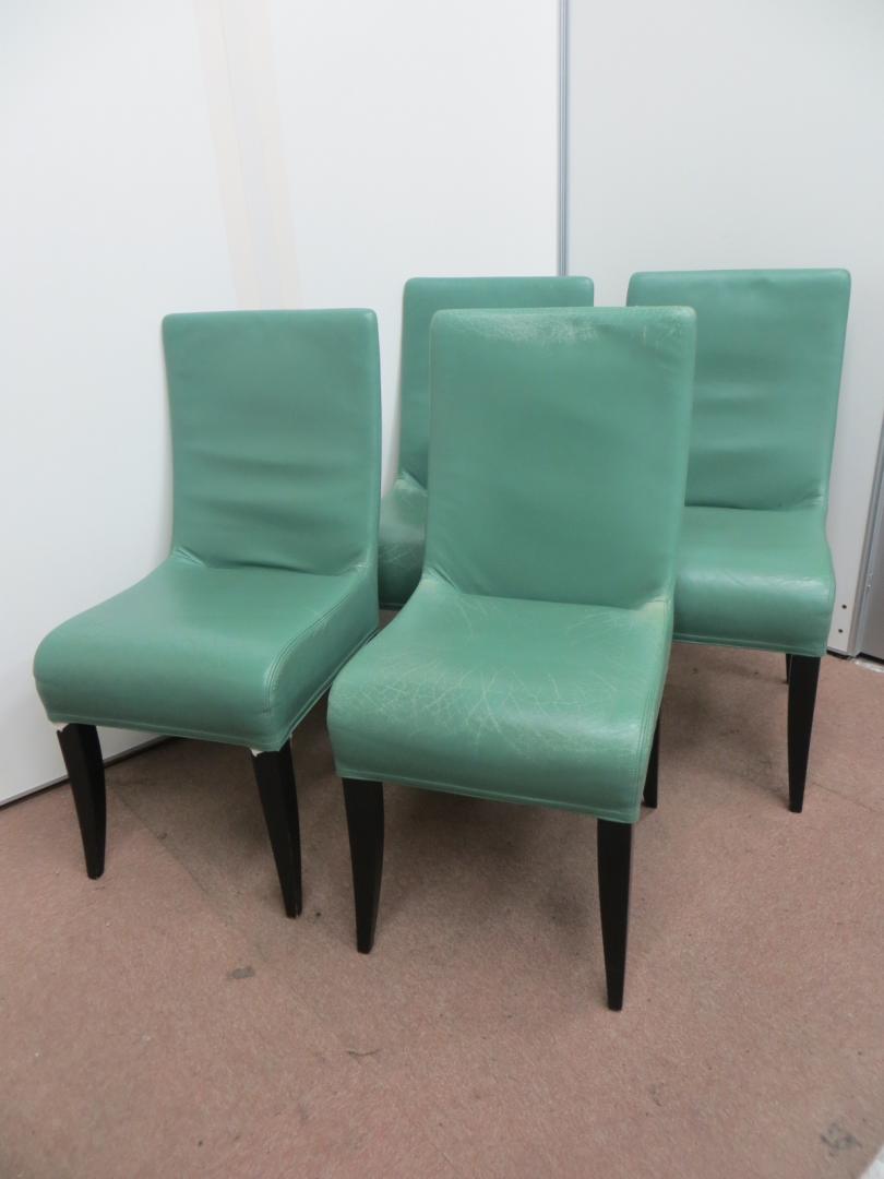 【限定1セット！】珍しいオーストリア製のミーティングチェア！爽やかなグリーン！【中古オフィス家具】
                        
                                    中古
            