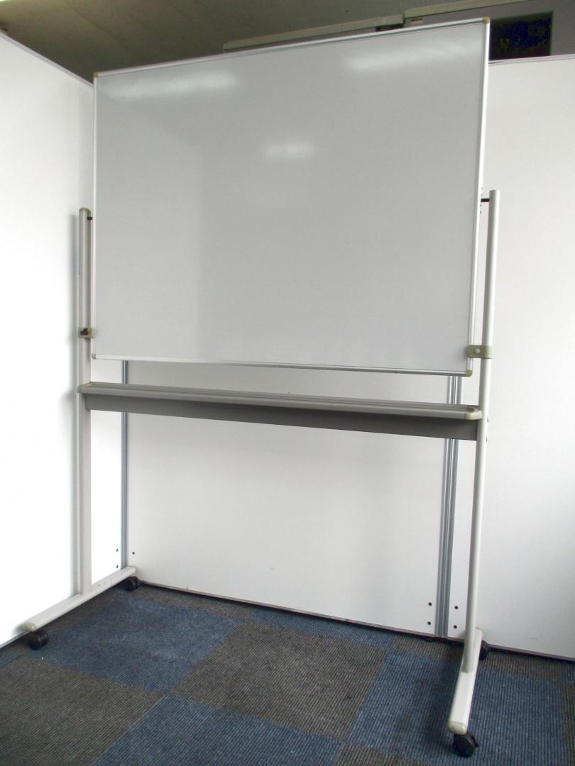 【お手頃価格!!】キャスターも付いており移動も楽々!!【部材欠品しております】Nu
                        
                                    中古
            