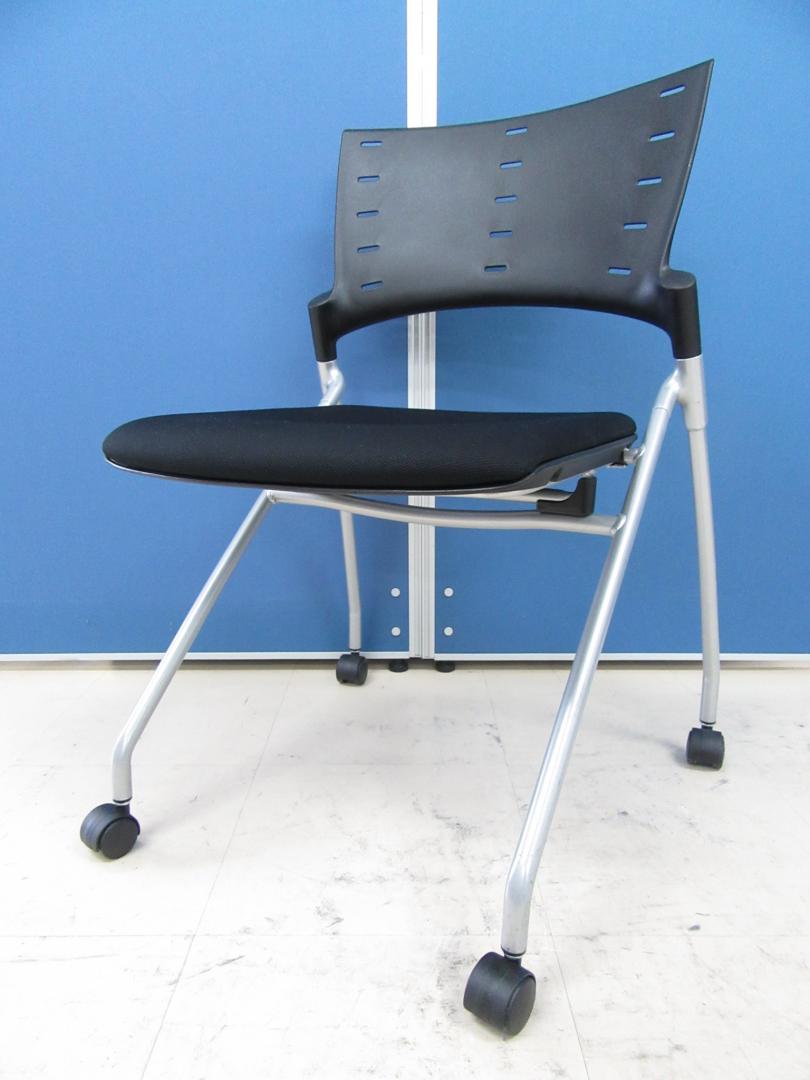 [大量20脚入荷]イトーキ マノス(MANOSS)チェア■畳んで収納可能!!会議後の後片付けがラクです!![状態良好][ネスタブル]
                        マノス
                                    中古
            