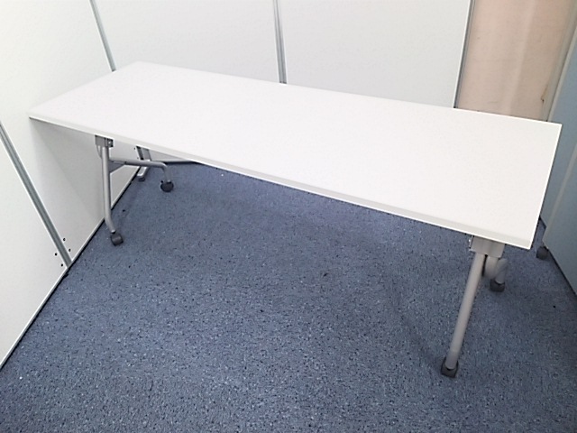 【人気のホワイト】会議室・ミーティングルームに！キズあり特価！
                        
                                    中古
            