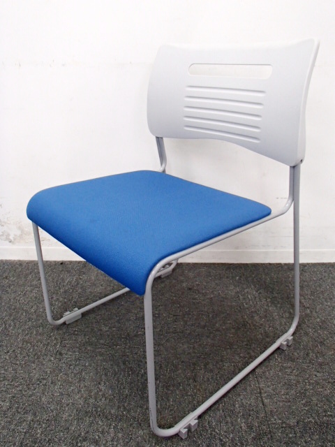 【3脚限定】スタッキングチェア、ブルー入荷｜ミーティングやセミナーにオススメ
                        
                                    中古
            