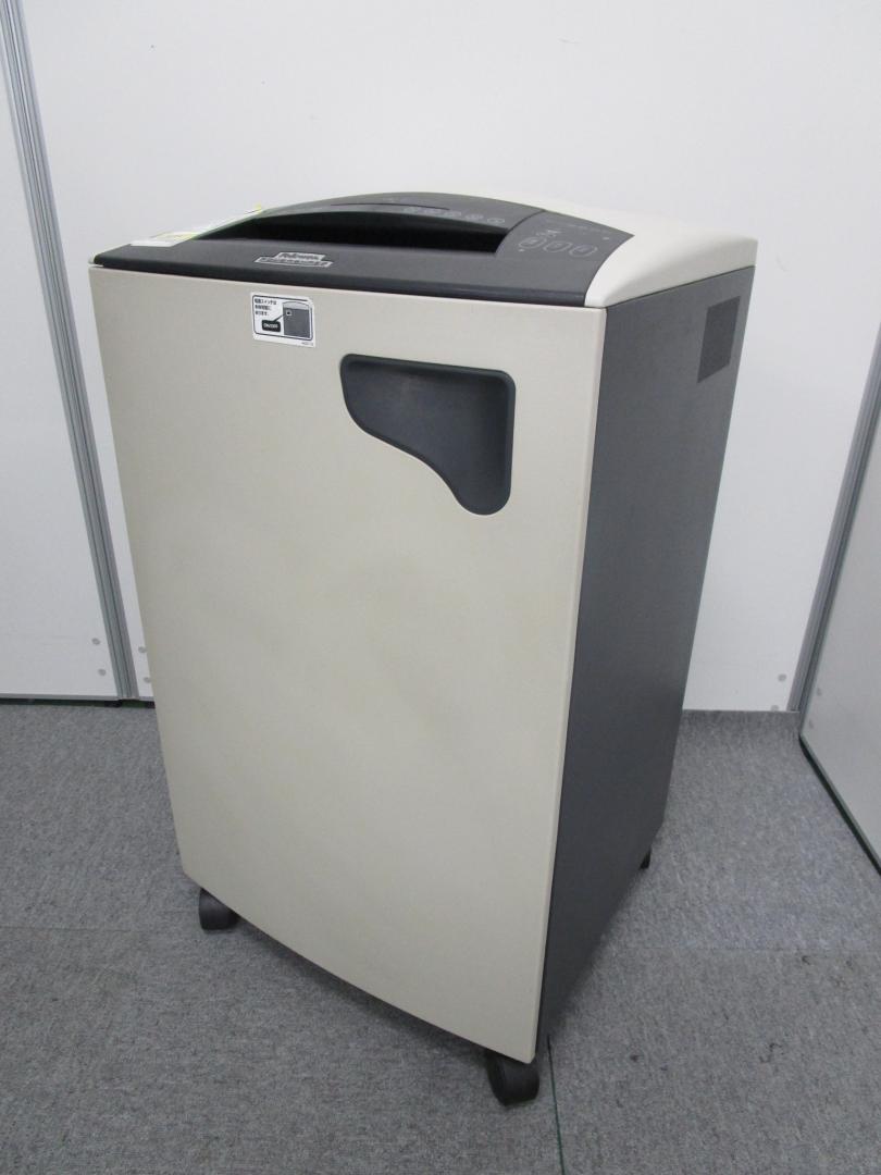 同時裁断数16枚・ゴミ箱容量107Lの小～中規模向けオフィスシュレッダー入荷しました！【フェローズジャパン】
                        C-320C
                                    中古
            