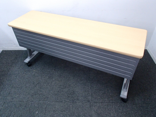 【１２台入荷】オカムラ製｜サイドスタックテーブル｜Ｗ１５００ｍｍ｜天板木目
                        
                                    中古
            