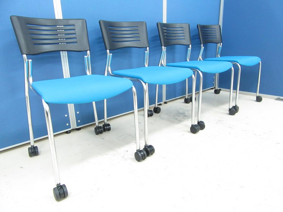 [4脚セット!!]スタッキングチェア 打ち合わせスペースや研修室など様々な空間でのご利用におすすめ!![重ねて省スペース収納]
                        
                                    中古
            