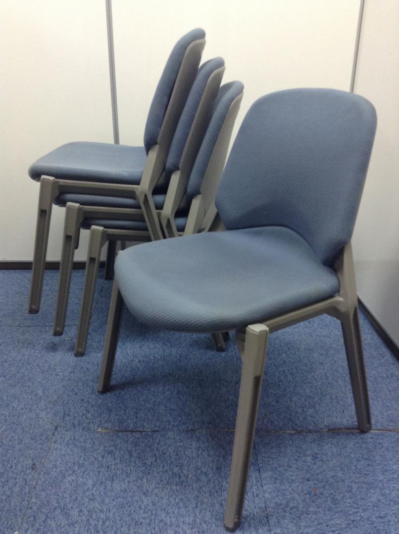 【4脚1セット価格コクヨ製がこの値段！！】収納便利！セット価格！
                        
                                    中古
            