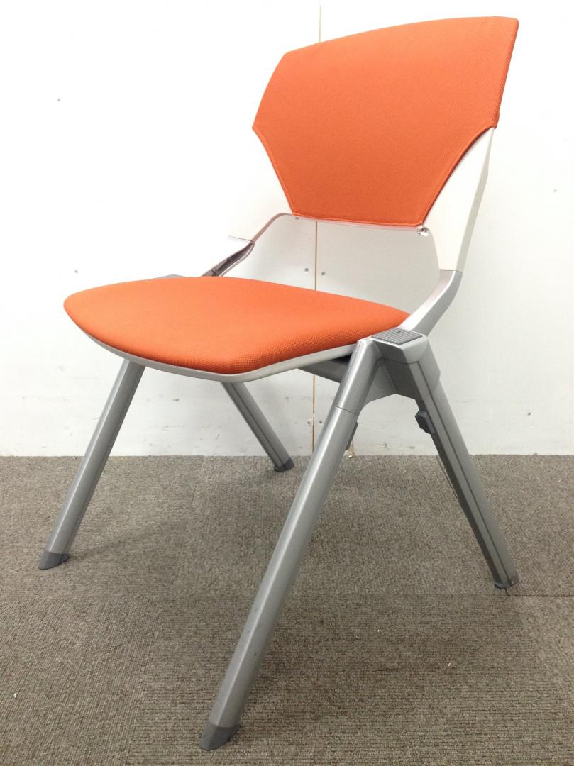 【1脚限定】平行スタック・上下スタック 2通りのスタック可能な便利チェア｜オフィスに映えるオレンジ
                        FM-350シリーズ
                                    中古
            