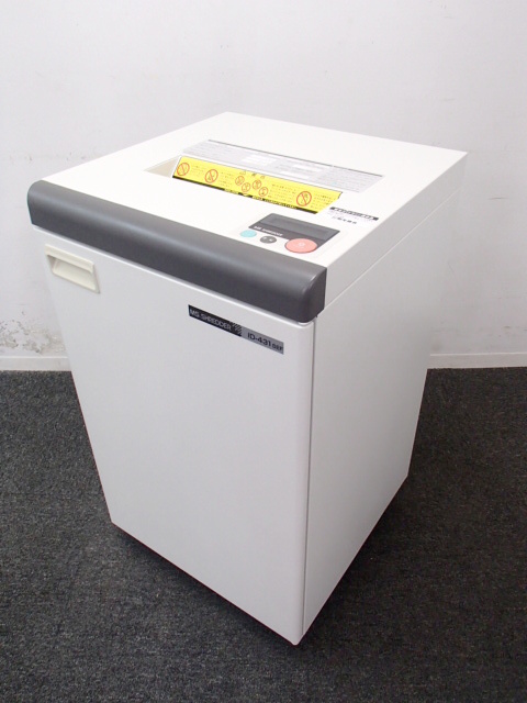 【業務用シュレッダー】明光商会製｜スパイラルカット式｜収容能力75リットル
                        
                                    中古
            