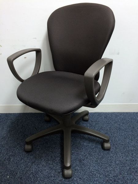 固定肘【9台入荷】汚れの目立ちにくいグレー色
                        レグノ
                                    中古
            