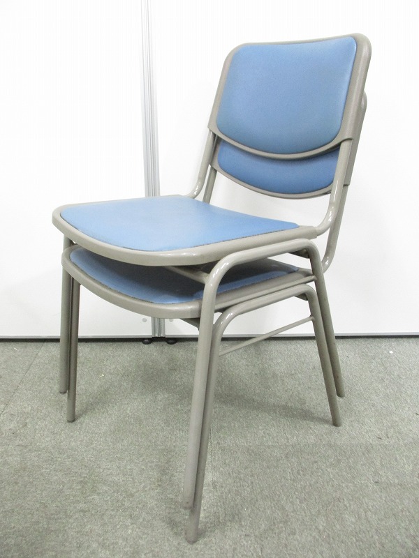 【セット商品】コンパクトな軽量スタックチェアが2脚セット！
                        
                                    中古
            