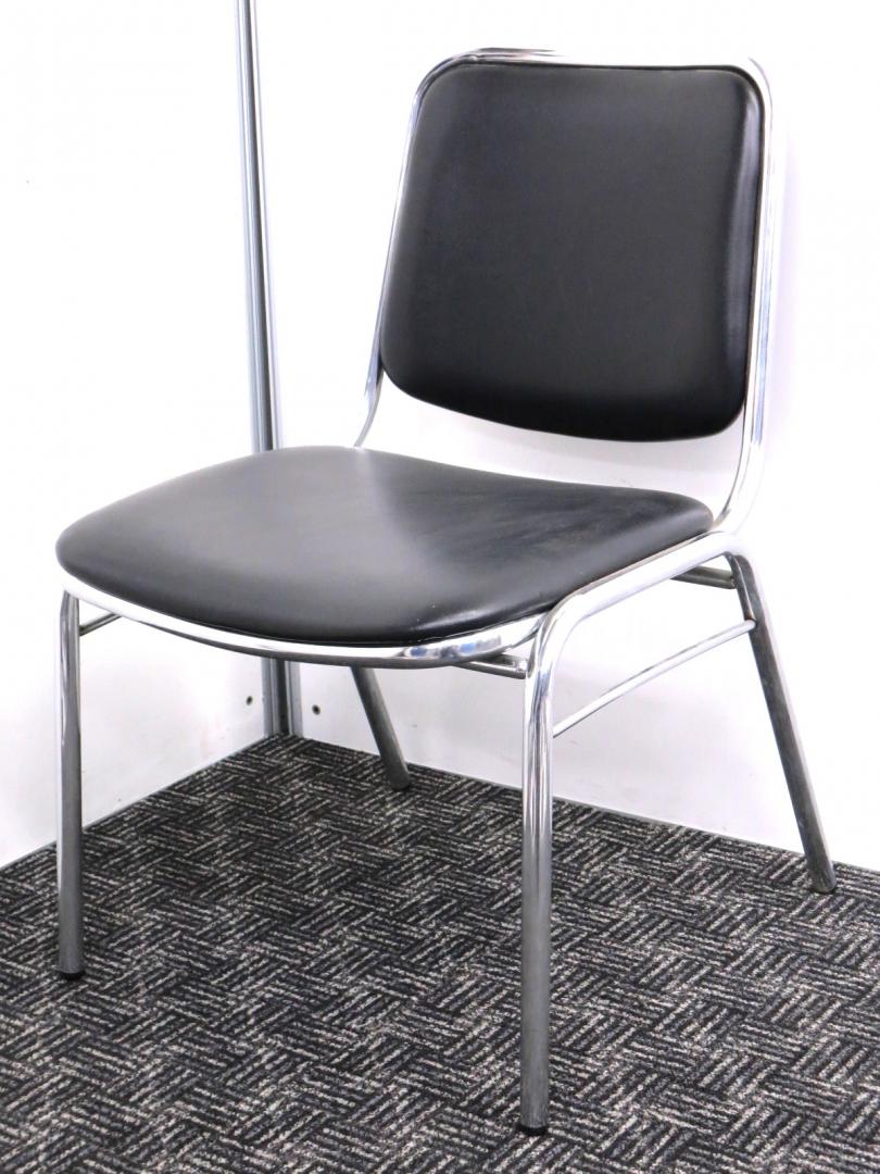 【３脚限定！】ビニールレザーで汚れ落としやすい■頑丈！■人気のブラック
                        
                                    中古
            