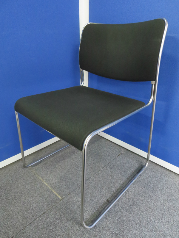 【6脚入荷！】ウチダ製のミーティングチェア！！【中古オフィス家具！】
                        
                                    中古
            