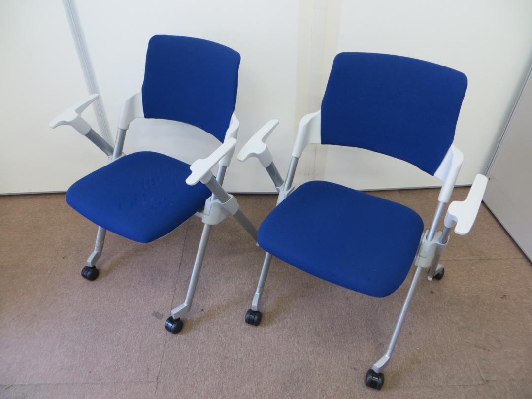 【30脚以上入荷！】コクヨ製　肘付ミーティングチェア2脚セット！　ネスティング可能！【中古オフィス家具】
                        アンフィ
                                    中古
            