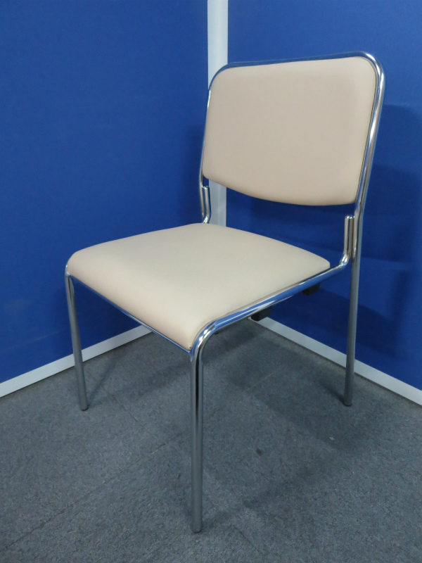■スタッキングチェア【ベージュカラー】■打合せ・商談・会議用にどうぞ！【お買い得品】
                        
                                    中古
            