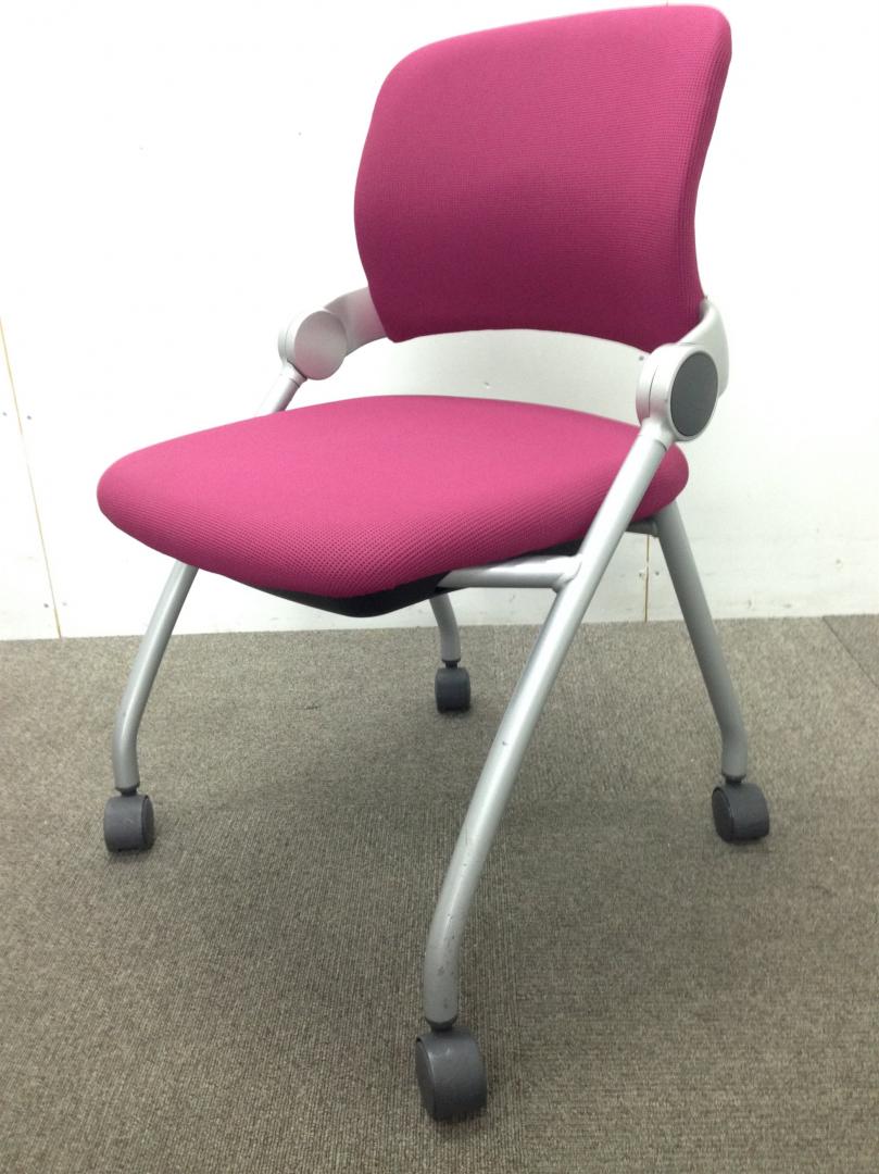 【ムーディーなワインカラー・ミーティングチェア】【一味違ったオフィスに】
                        シグザ
                                    中古
            