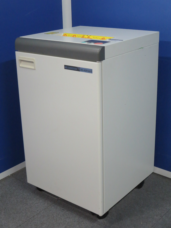 【新品時最大裁断枚数55枚の大型シュレッダー！】～業務効率ＵＰ間違いなしの一品！～【中古シュレッダー】
                        
                                    中古
            