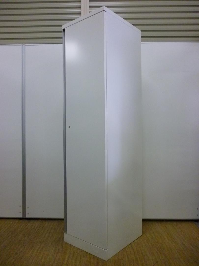 待望のホワイト色ロッカー入荷｜ワイドタイプ
                        
                                    中古
            