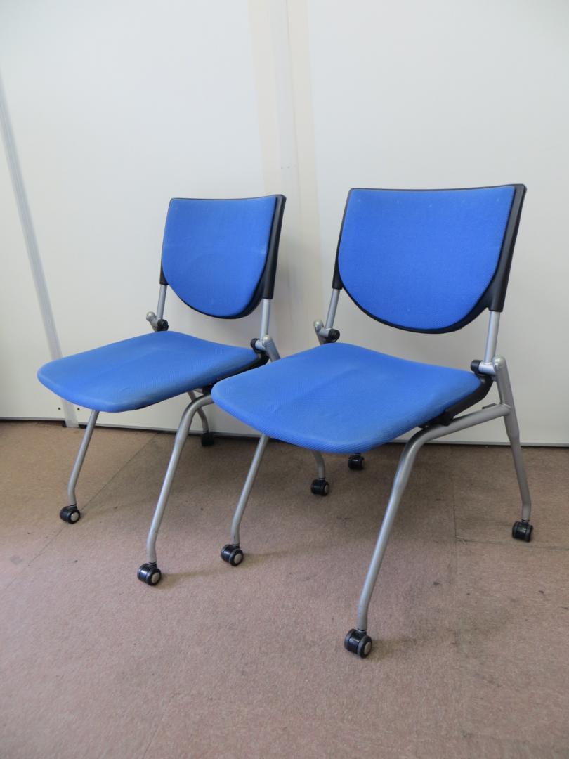 【30脚以上入荷】入り子状に収納できる便利なスタッキングチェア！2脚セット！【中古オフィス家具】
                        プロスタック
                                    中古
            