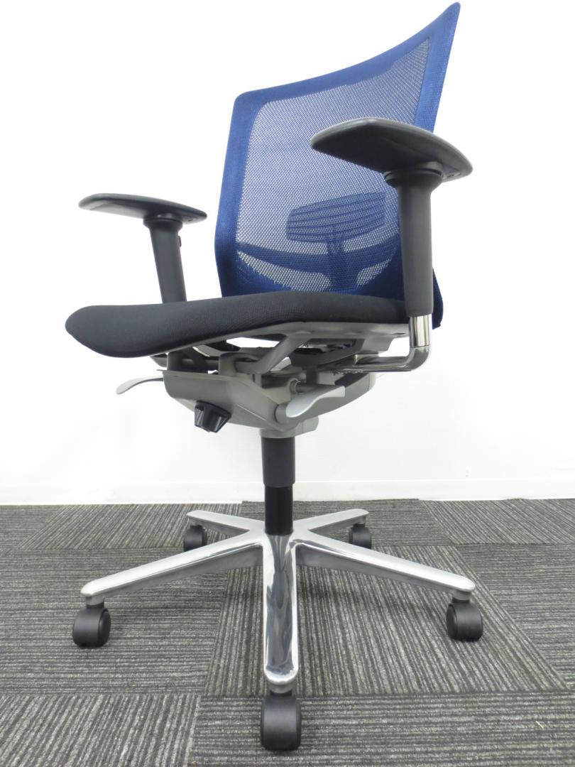 【新古品】【1脚限定】【特別価格】【未使用】【専門業者によりクリーニング済み】内田洋行製レジア■デザイン+多機能を統合したチェア■ポリッシュ仕様のフレーム！定価の半額以下！【hi_class】 
                        レジア
                                    新古品
            