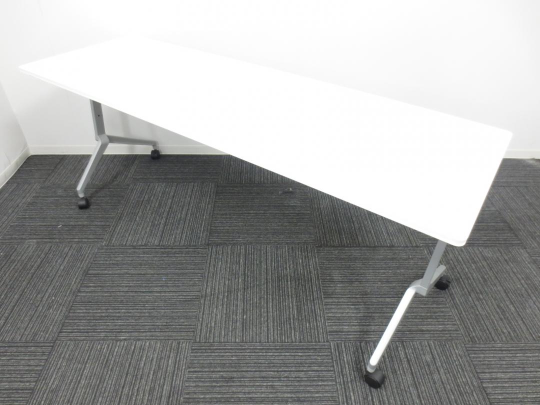 【状態良好】【ロットで入荷】サイドスタックテーブル【会議用 作業台 セミナー用 様々な場面で活躍します！】 
                        
                                    中古
            