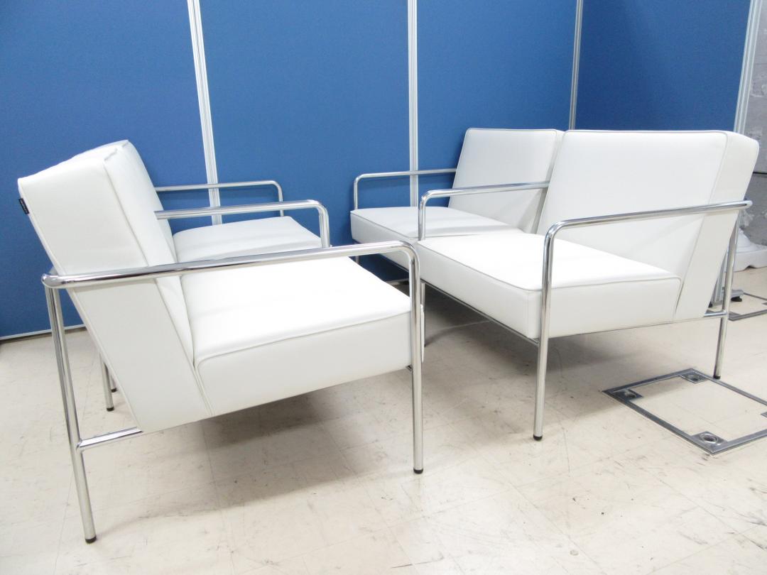 [４脚セットでお得!!]オカムラ製ミーティングチェアを４脚セットに!!人気のホワイトカラー!!

                        
                                    新古品
            