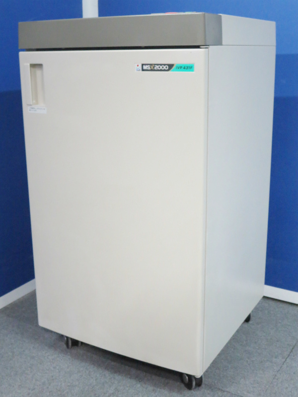 【大企業のお客様にもおすすめ！】■新品時最大裁断枚数40枚の大型シュレッダー●スパイラルカット
                        
                                    中古
            