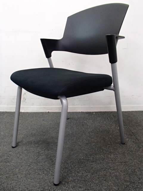 【12脚入荷】コクヨ製｜プロッティシリーズ|ミーティングスペースにおススメです☆
                        プロッティ
                                    中古
            