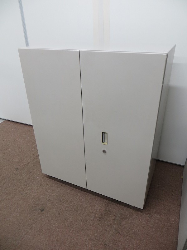 【超レア！耐火書庫！】中古市場では大変珍しい耐火書庫！美品・鍵付き！【中古オフィス家具】
                        シンラインセーフ
                                    中古
            