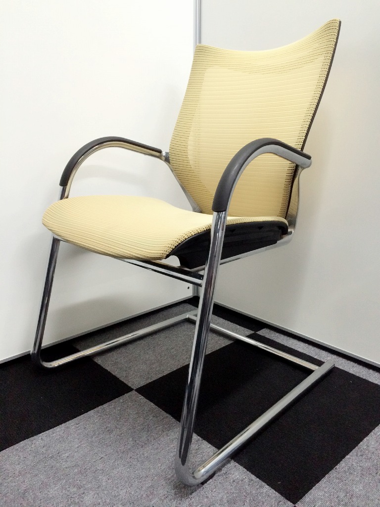 【1脚限定】～■プロの手によるクリーニング済みチェア■珍しいバロンのミーティングチェア　■きれいなイエロー色～
                        バロン
                                    中古
            