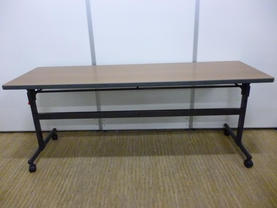 会議室や休憩室にピッタリ｜今ならロットで揃います
                        
                                    中古
            